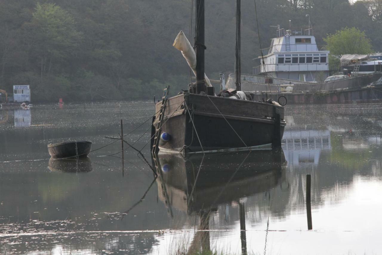 The Old Boathouse Gweek Exterior photo